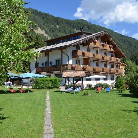 Villa Gemmy Pozza di Fassa Exterior photo